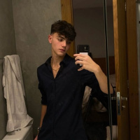 Парень 18 лет хочет найти девушку в Москве – Фото 1