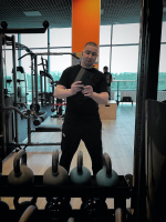 Ищу молодую и приятную девушку. – Фото 1