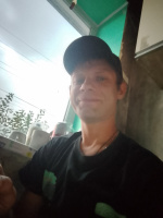 Влад познакомлюсь с девушкой для секса  – Фото 1