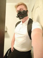 Ищу женщину, старше себя, мне 26 лет.  – Фото 1