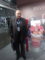 Ищу зрелую женщину для оральных ласк. – Фото 1