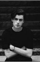 Красивый парень, спортивного телосложения ищет тигрицу – Фото 1