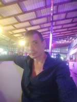 Приятная встреча в машине или за чашечкой кофе.  – Фото 1