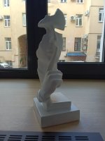 Ищу женщину, которая будет вызывать желание послушно стоять перед ней на коленях. – Фото 1