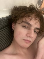 Парень 19 лет ищу с кем провести свой первый раз – Фото 2