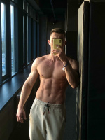 Ищу девушку под большой размер  – Фото 1